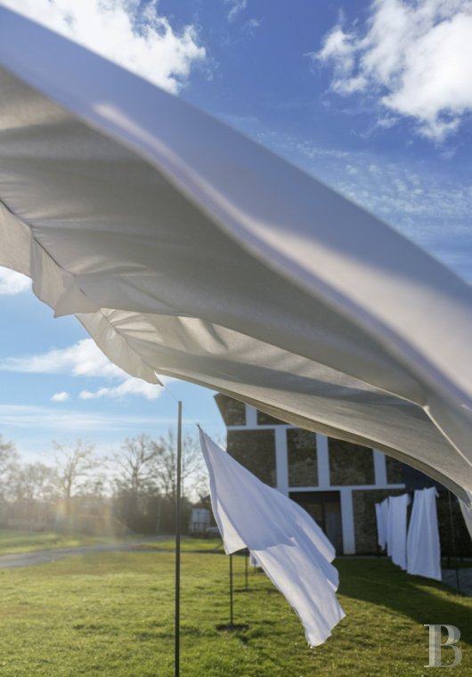 En Mayenne, au sud de Laval, un ancien établissement de blanchissage dans un domaine de 180 hectares - photo  n°24
